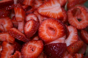 Add the strawberry slices.
