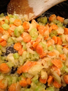 Combine thoroughly until dry ingredients coat vegetables.